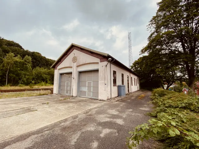 Billede af Hobro Stations gamle tosporede remise.