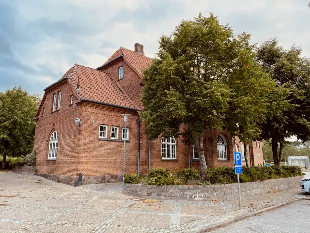 Billede af Hinnerup Station.