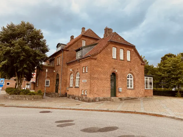 Billede af Hinnerup Station.