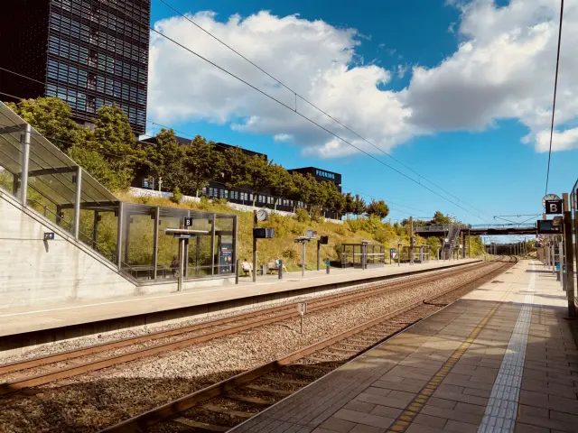 Billede af Ørestad Station.