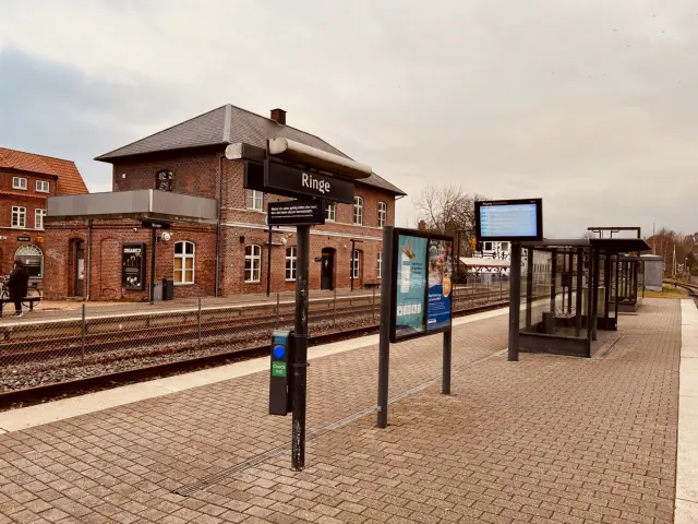Billede af Ringe Station.