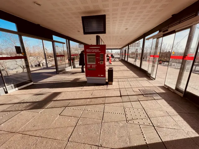 Billede af Solrød Strand S-togstrinbræt.