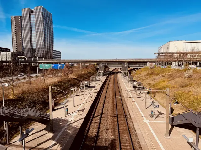 Billede af Ørestad Station.