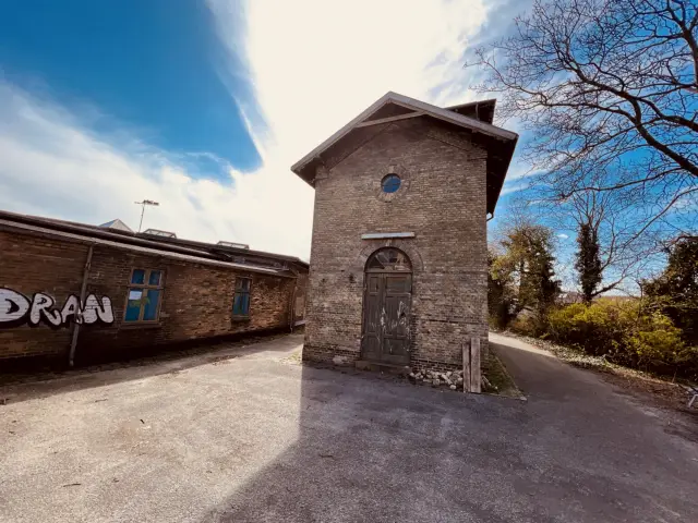 Billede af Roskilde Stations vandtårn.