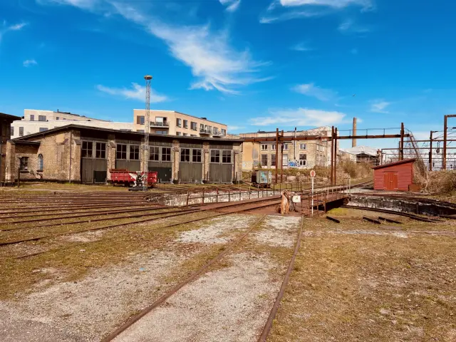 Billede af Roskilde Stations remise.