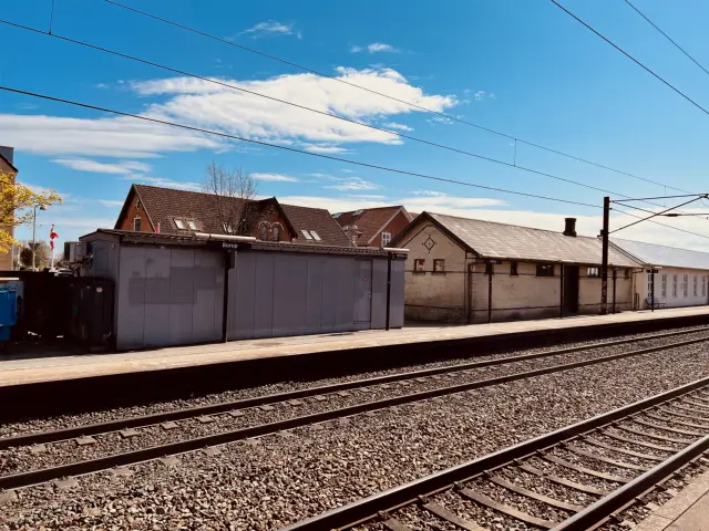 Billede af Borup Stations varehus.