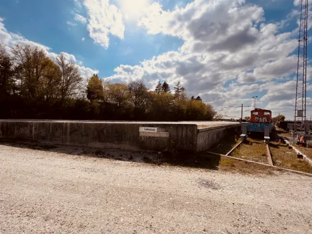 Billede af Ringsted Stations læsserampe.