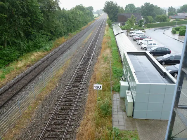 Støvring Station er nedrevet og erstattet af dette trinbræt.
