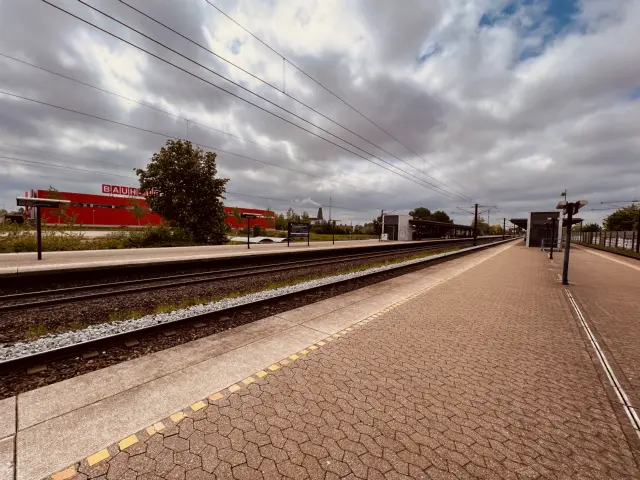 Billede af Trekroner Station.