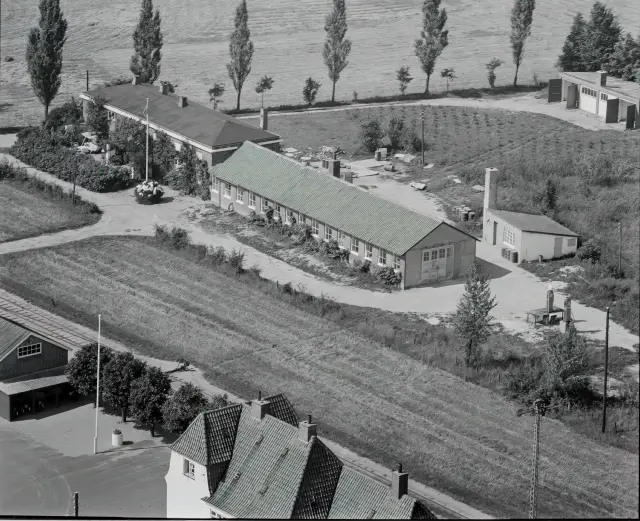 Billede af Torrig Stations gamle MTJ remise (venstre side af bygningen).