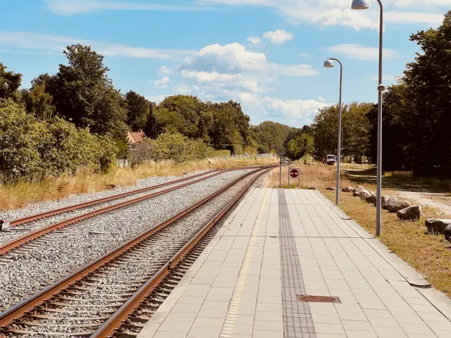 Billede af Tisvildeleje Station.