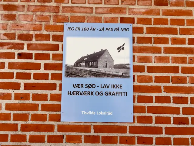 Billede af Tisvildeleje Station.