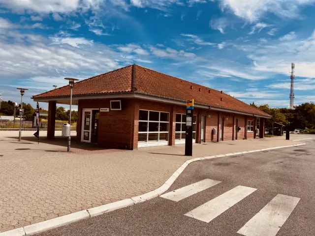 Billede af Helsinge Station.