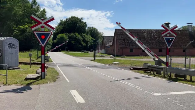Billede af overskæringen ved Duemose Station.