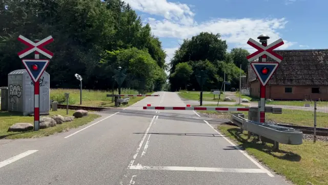 Billede af overskæringen ved Duemose Station.