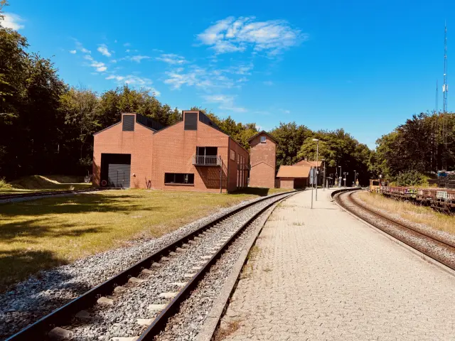 Billede af Lokaltogs nye banearbejderbygning ved Kagerup Station.