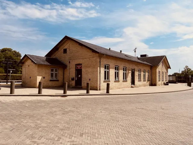Billede af Tølløse Station.