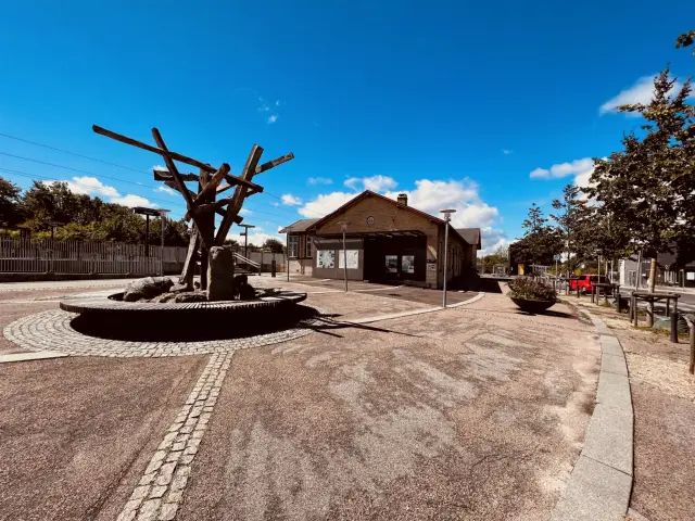 Billede af Hvalsø Station.