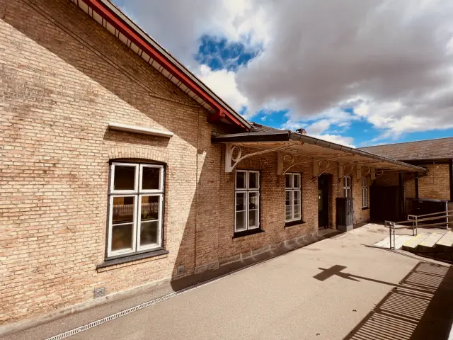 Billede af Hvalsø Station.