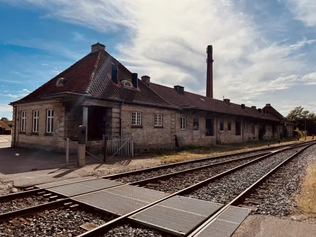 Billede af Maribo Stations varehus.