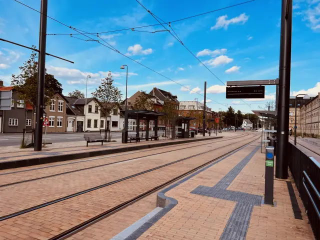 Billede af Vesterbro Letbanestation.