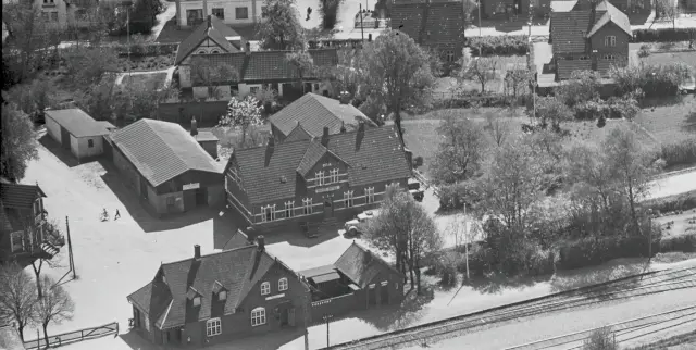 Billede af Vedde Station.