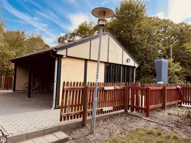 Billede af Avnede Station.