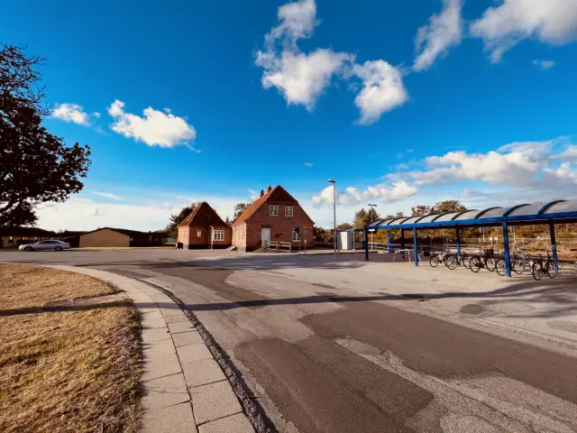 Billede af Ålbæk Station.