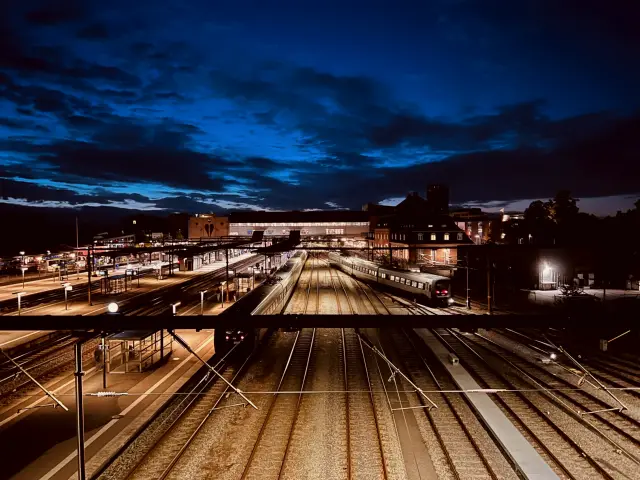 Billede af Odense Banegård Centers sporareal.