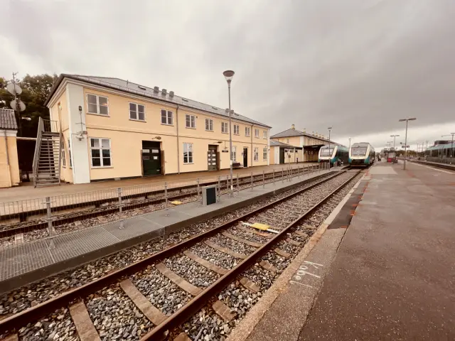 Billede af Struer Stations ilgods og postkontor.