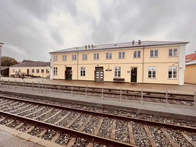 Billede af Struer Stations ilgods og postkontor.