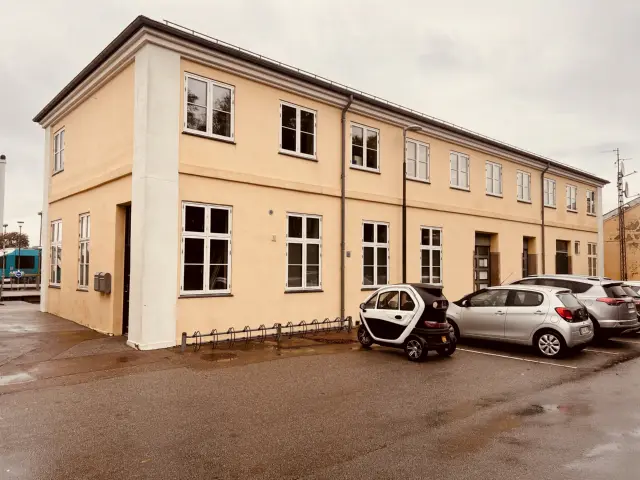 Billede af Struer Stations ilgods og postkontor.