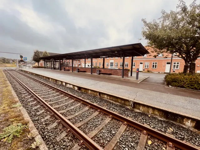 Billede af Hjerm Station.