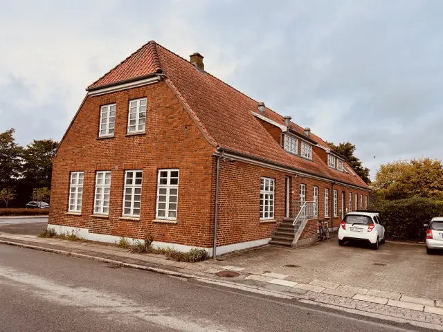 Billede af Holstebro Sydbanegård.