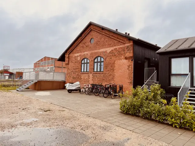 Billede af Holstebro Stations varehus.
