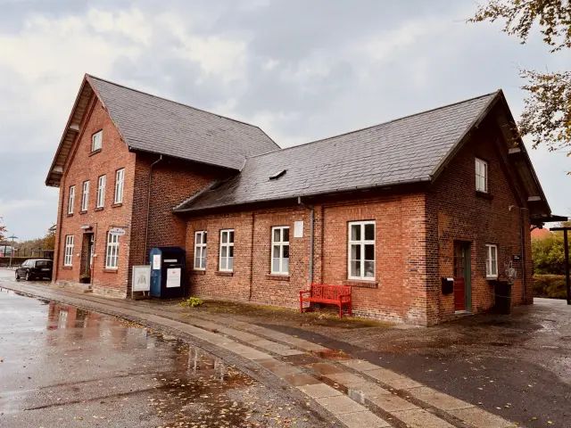 Billede af Vemb Station.