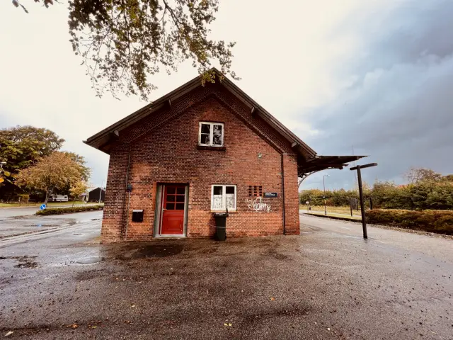Billede af Vemb Station.