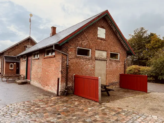 Billede af Tim Stations varehus.