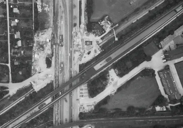 Billede af Lyngbyvejen S-togsstation, hvor den er ved at blive ombygget og klar til navneændring til Ryparken S-togstrinbræt.