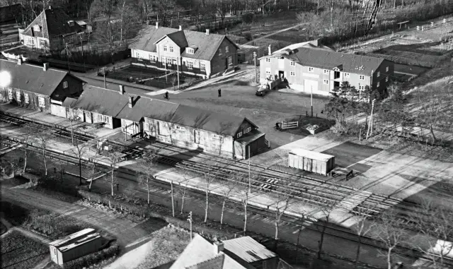 Billede af Holsted Stations varehus.