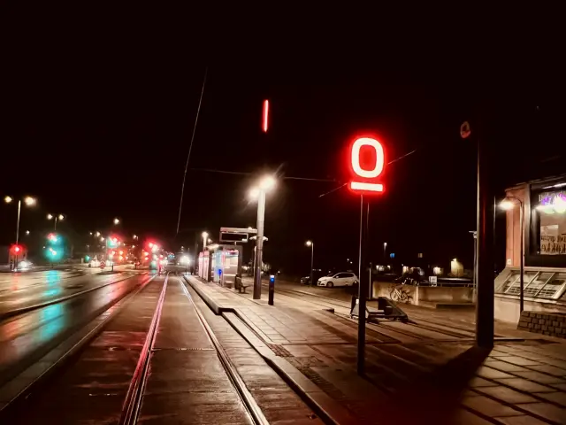 Billede af Odense Banegård Letbanestation.