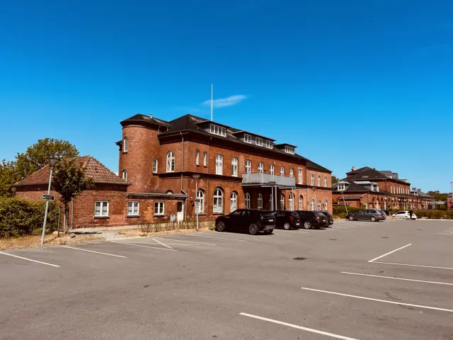 Billede af Posthuset ved Nyborg Station.