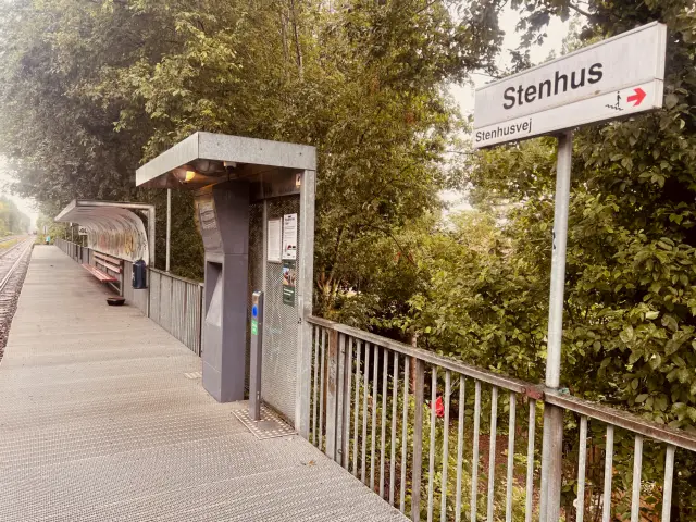 Billede af Stenhus Station.