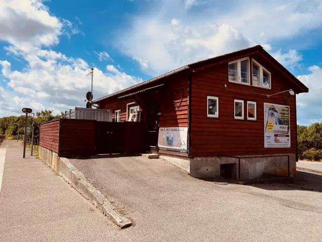 Billede af Højby (Sjælland) Stations varehus.