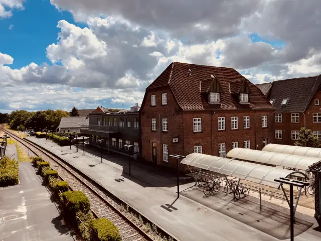 Billede af posthuset ved Brande Station.