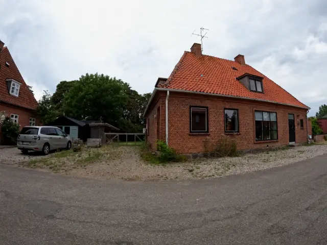 Billede af Føllenslev Station.