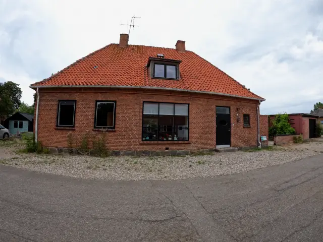 Billede af Føllenslev Station.