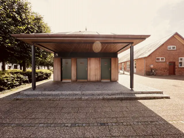 Billede af Skjern Stations "retirade".