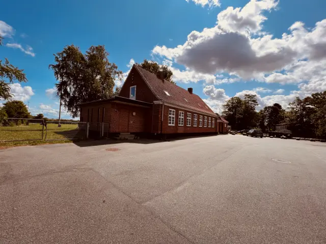 Billede af Kirke Hyllinge Station.