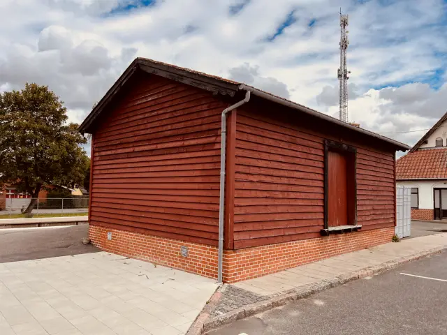 Billede af Stenlille Stations varehus.